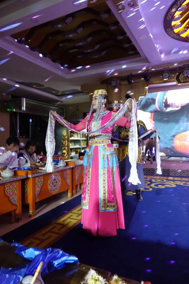 大草原旅游攻略，旅游内蒙古大草原攻略（内蒙古大草原深度自驾路线）