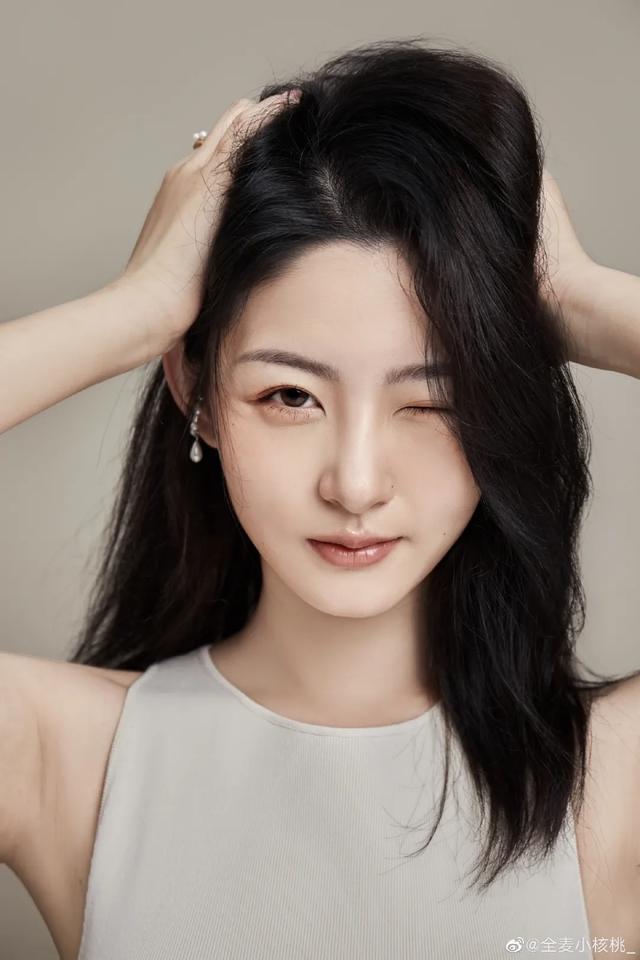 刘亦菲到底有多美，细评刘亦菲美颜