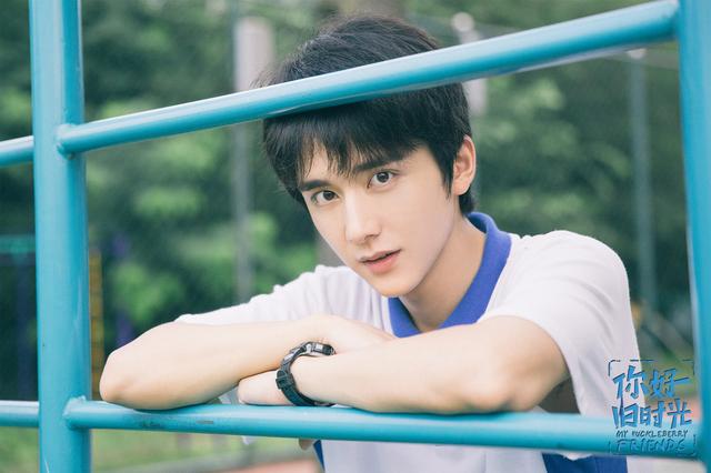 雷佳音真实身高，雷佳音个人身高有多少（天才基本法定档将播）