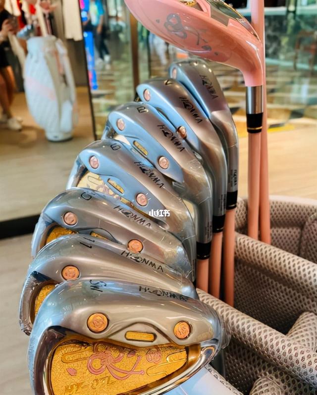 高尔夫球杆介绍，初级高尔夫球杆介绍