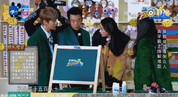 马思纯高考成绩，十位高考考100多分的明星（文化水平低就不要装）