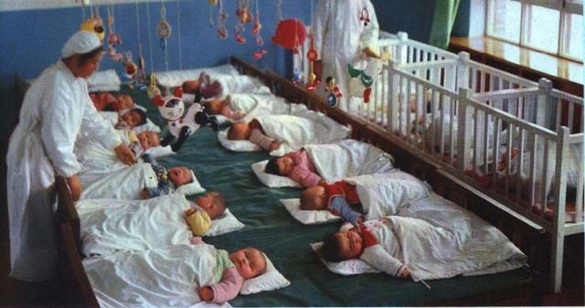 幼儿园早教机构区别，托育机构和早教中心、幼儿园的区别又在哪呢