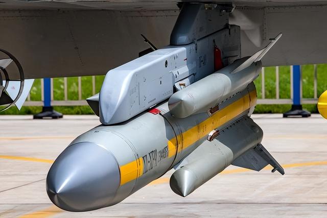 可能是未来台海战役的主角，最强四代机歼16