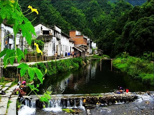 11月份江西婺源旅游攻略，相约江西行人间最美四月天