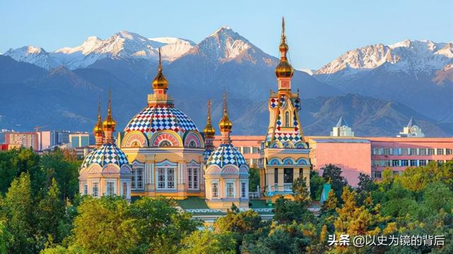 苏联解体前有多少个加盟共和国，苏联地位最高的加盟共和国