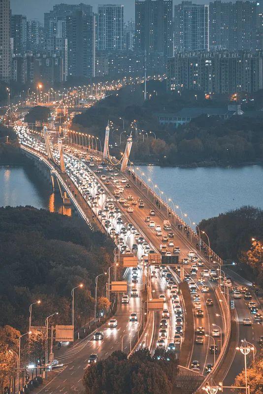 大年初一扭一扭，小欢喜和大家一起过年（年味儿真的变淡了吗）