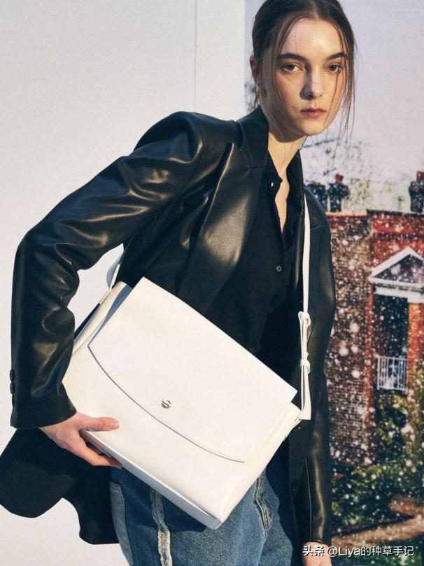 今年流行大包包，今夏最时髦的大包包都在这
