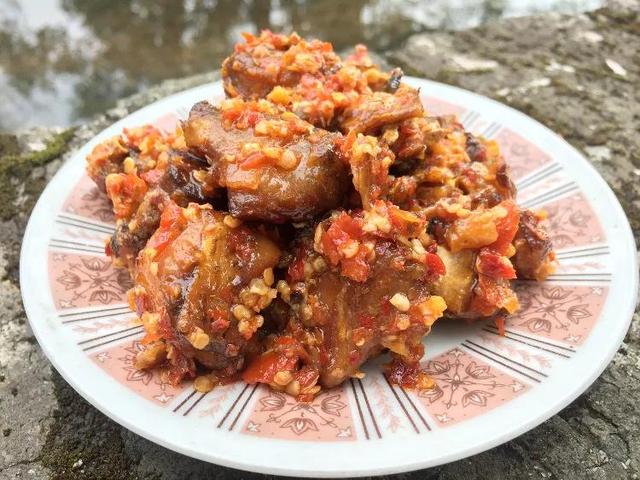 江西赣州有什么好吃的特色美食，尤其这几道菜游客大呼过瘾