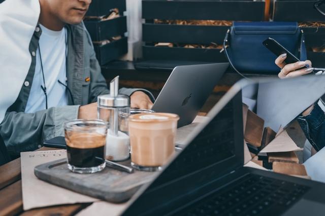 早c晚a什么意思，早C晚A是什么梗（“早C晚A”护肤是什么意思）