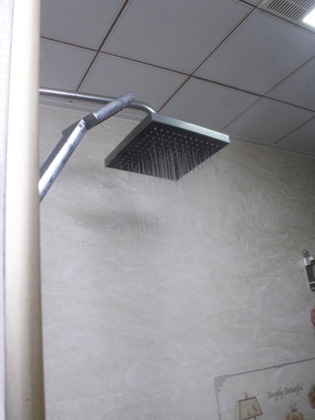 华帝燃气热水器，华帝燃气热水器有几种型号（燃气热水器的购买以及使用注意6点）