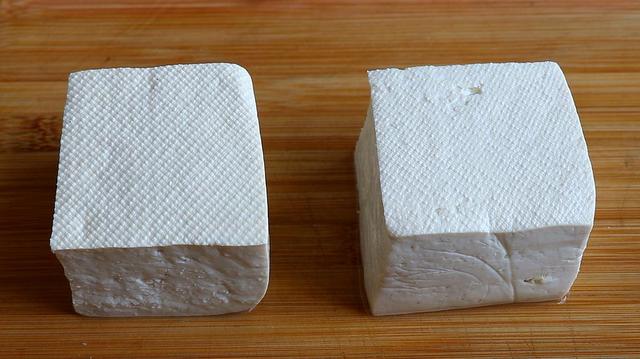 教你营养解馋的黄瓜烧豆腐，豆腐炒黄瓜