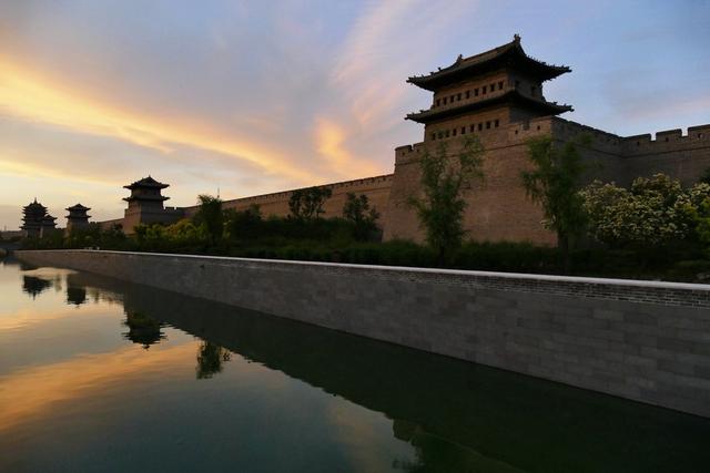 山西历史古城介绍，庭院深深中透着富华