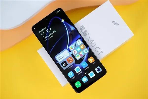 中端手机目前最值得入手的一款，这几款中低端手机不要小瞧