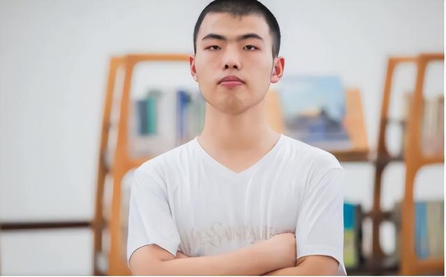 高考壮元张振峰，中国高考界的传奇人物