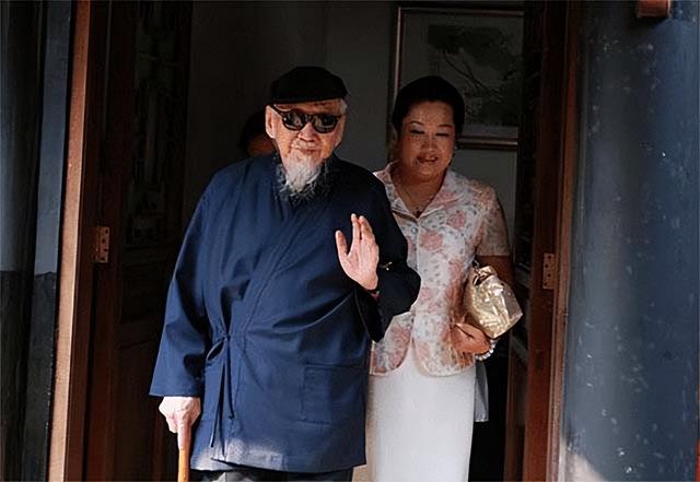 庄则栋最后怎么了，嘱咐日本妻：死后不搞告别仪式