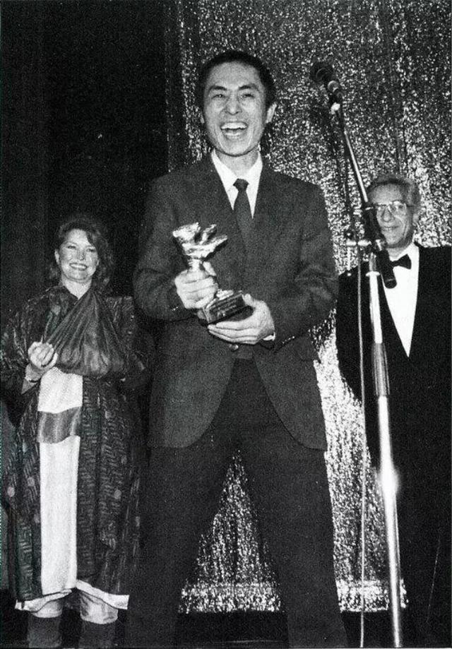 张艺谋的电影风格和特点，作为时代的一块