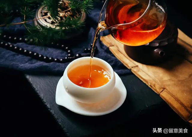 10种茶的冲泡方法，泡茶直接倒热水