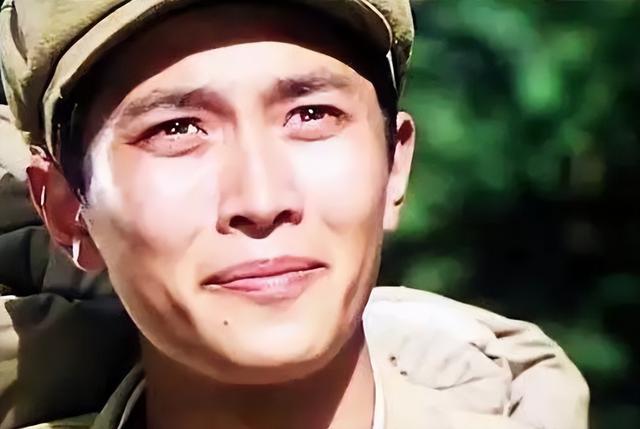 唐国强的妻子是谁，唐国强两段婚姻（唐国强前妻和现任是谁）