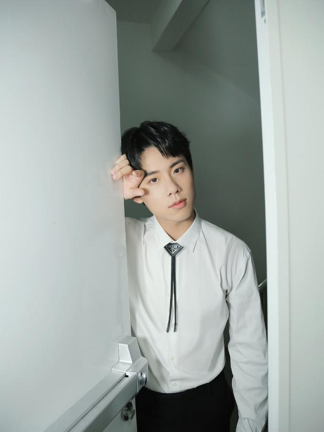 影视演员周奇个人简介，周奇、郭子凡正面PK