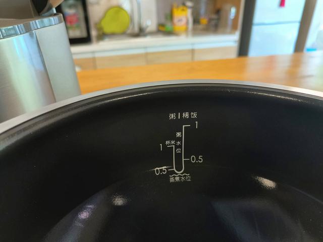 苏泊尔智能电饭煲，苏泊尔智能电饭煲蒸煮功能（苏泊尔家用2-3人小型智能迷你多功能高压电饭煲#苏泊尔电压力锅）