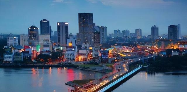 马来西亚柔佛州，马来西亚第二大城市乔治市（马来西亚柔佛州连遭强降雨）
