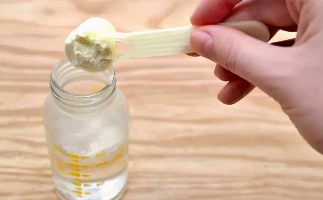 奶粉正确冲泡办法，你冲的奶粉正确吗？看这里