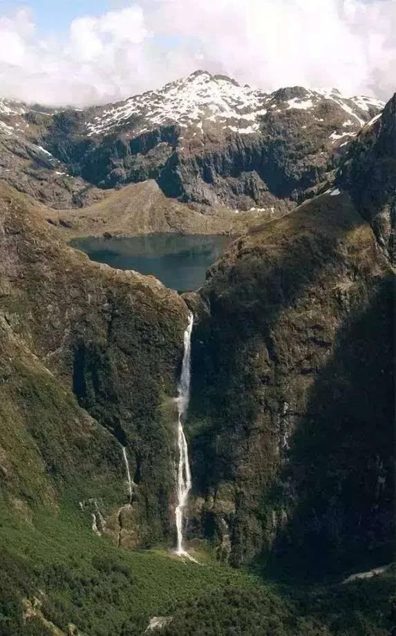 世界十大最美瀑布，世界上十大最美丽的瀑布