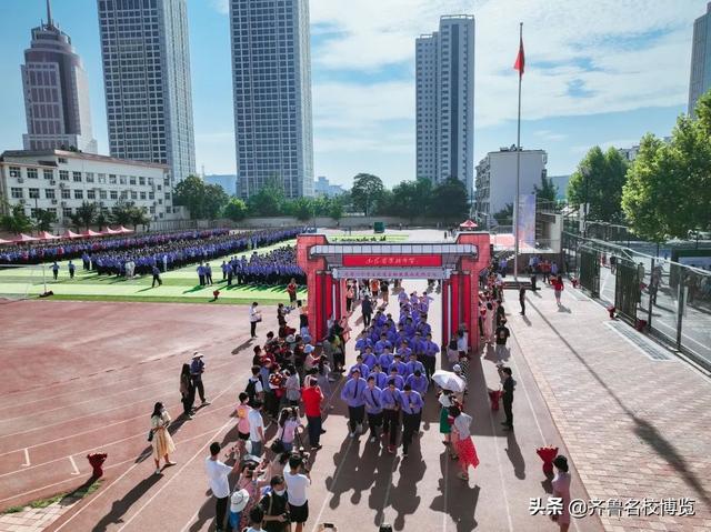 山东省实验中学四个校区，中考成绩报哪所学校有把握