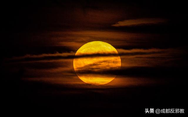 电脑好看的壁纸，10个最佳电脑壁纸（这56张绝美风景）