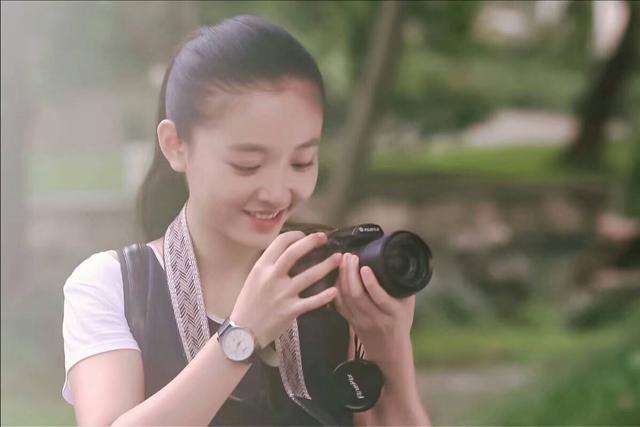 黄晓明杨幂何以笙箫默生日礼物，黄晓明拍戏被泼泡面