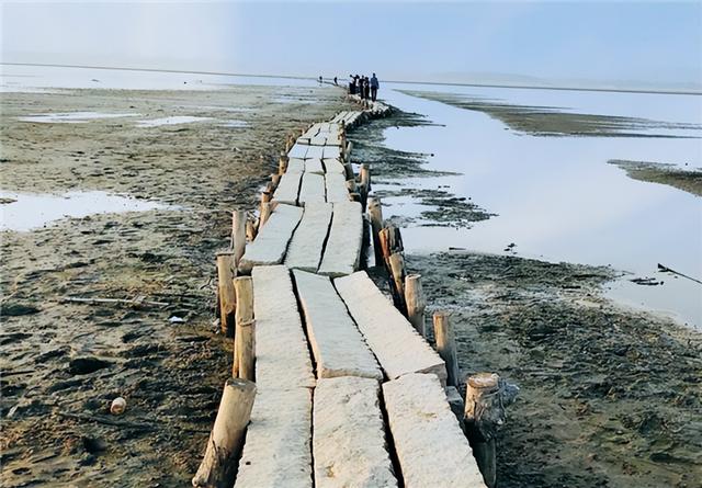 最大淡水湖鄱阳湖位于哪个省，我国最大的淡水湖