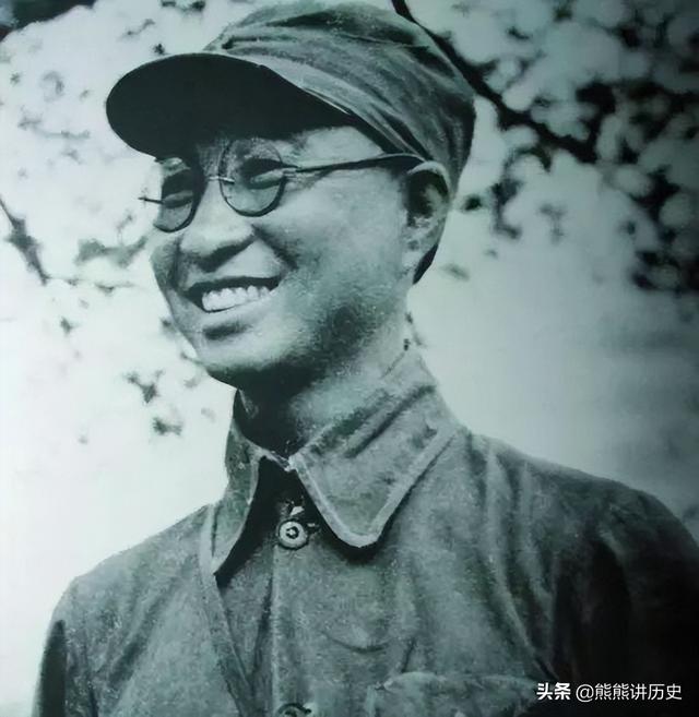 原来一个兵团有几个师，在16个主力兵团中