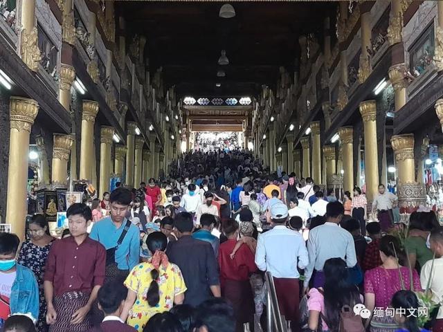 缅甸点灯节完整，实拍缅甸点灯节盛况