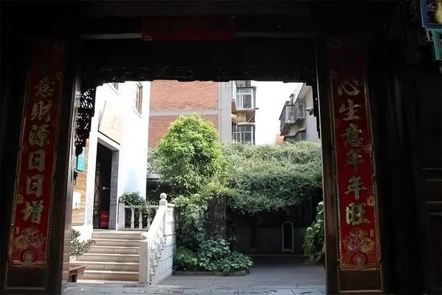 昆明十大必吃本地餐厅24小时营业，昆明这10家餐厅竟然是名人故居