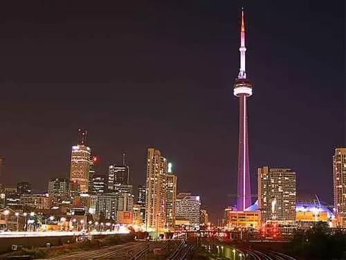 世界各国标志性建筑夜景，建筑花语加拿大七个地标建筑之一