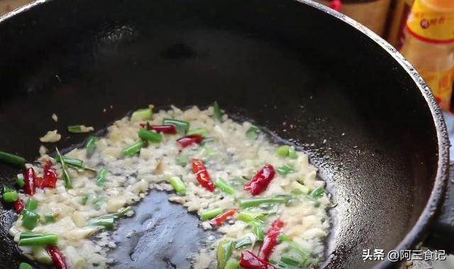 大白菜怎么炒好吃，大白菜怎么炒好吃有几种方法（牢记3个小诀窍白菜又脆又嫩）