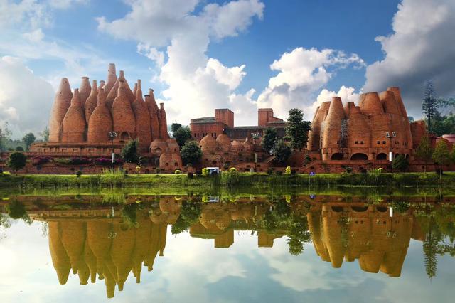 弥勒东风韵景区，10月份云南弥勒旅游攻略