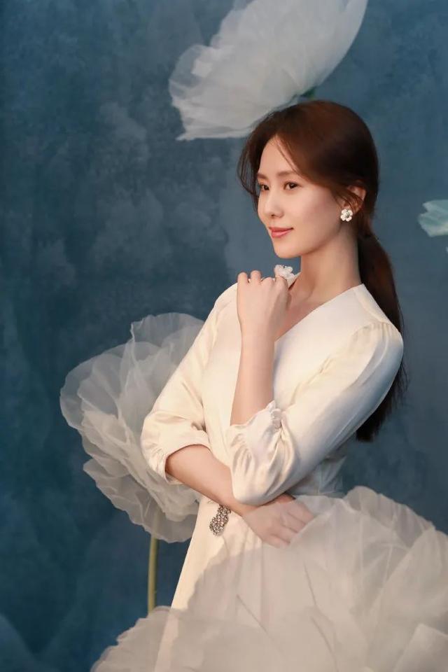 杨幂刘恺威到底有没有离婚，辟谣后又官宣离婚的4对明星