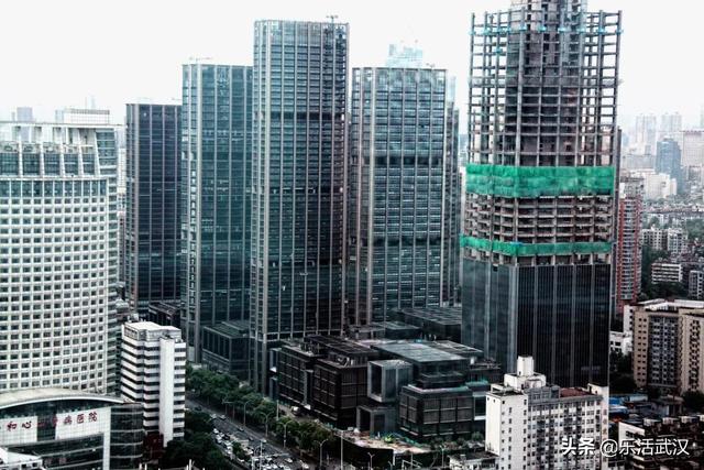 武万登场在即2022商业变局开启，记者提前探营武商梦时代