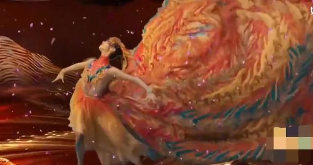 河南卫视比较火的舞蹈，绝美亮相的背后是舞者的万千努力