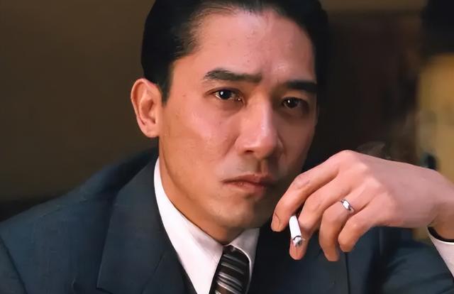 明星身高排行榜，30位当红男明星身高对比（男明星跟关晓彤同框暴露真实身高）