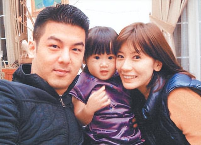 46岁贾静雯再谈前夫落泪，与前夫对簿公堂