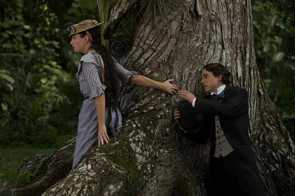 霍乱时期的爱情经典语录，霍乱时期的爱情电影经典语录（马尔克斯《霍乱时期的爱情》中经典内涵流传很广的句子）