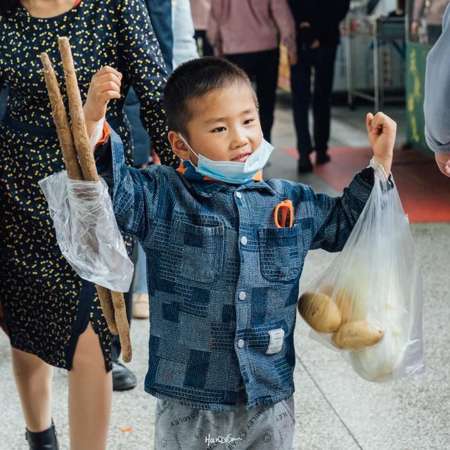 武汉菜市场价格，武汉的菜市场都在哪里（“武汉买菜测评\