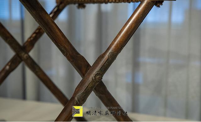 实木折叠椅结构尺寸图，一张收合万千遍的折叠椅