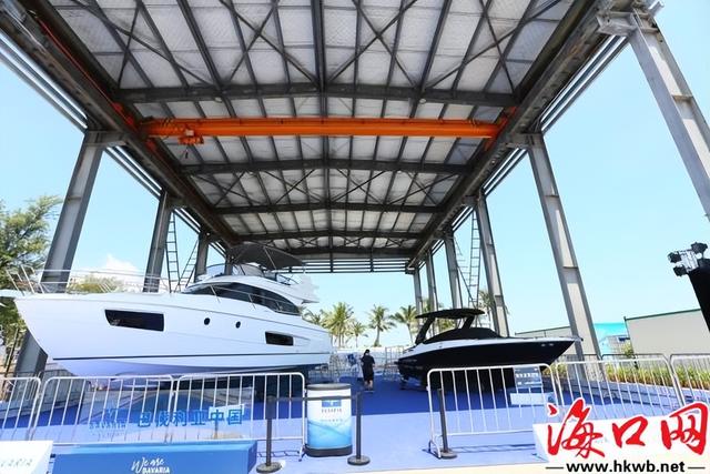 国内十大超级游艇，价值1.5亿元豪华游艇吸睛