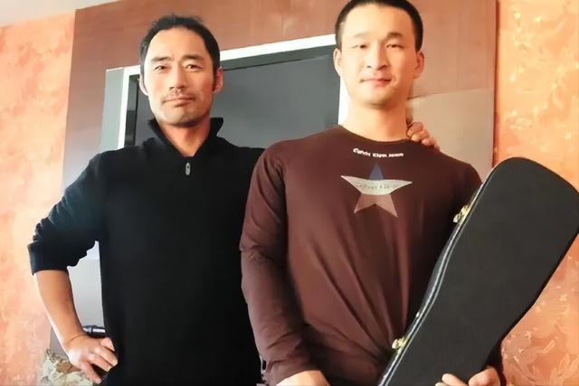 汪峰 旭日阳刚，汪峰旭日阳刚合唱（旭日阳刚落得这个下场）