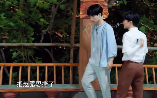 奔跑吧第十季是每周五晚播出吗，《奔跑吧10》首播满屏尴尬