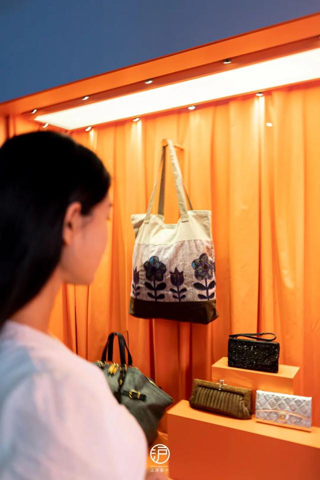 口袋屋活力空间在哪儿，限时体验空间登陆前滩太古里