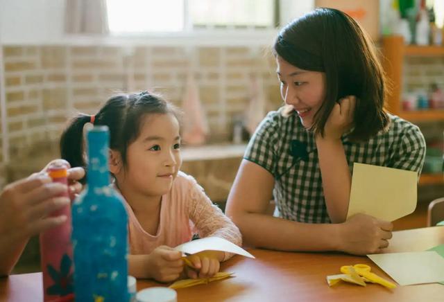 幼师一般工资多少，幼师最低工资一般多少（中小学和幼儿园教师工资那些事儿）